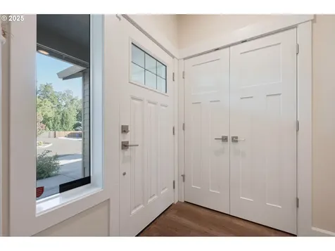 13768 John Jeffrey Court Oregon City OR 97045