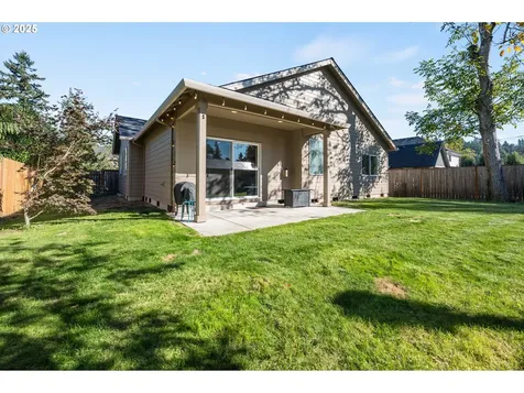 13768 John Jeffrey Court Oregon City OR 97045