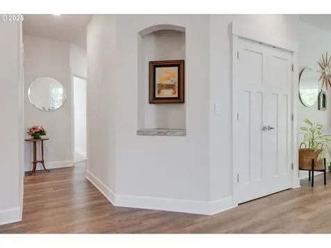 13768 John Jeffrey Court Oregon City OR 97045