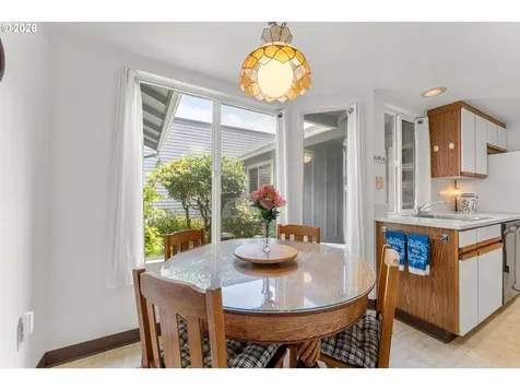 9420 SW Brentwood Place Portland OR 97224