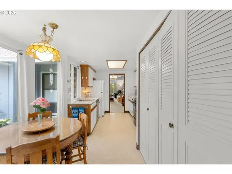 9420 SW Brentwood Place Portland OR 97224