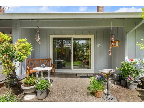 9420 SW Brentwood Place Portland OR 97224