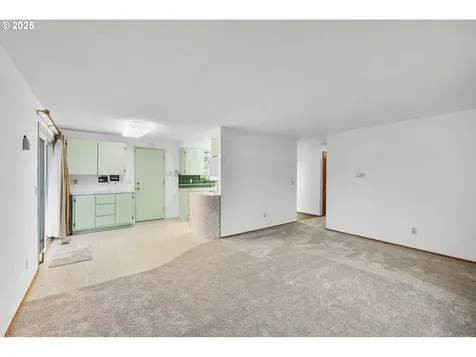 15916 SE Brooklyn Street Portland OR 97236