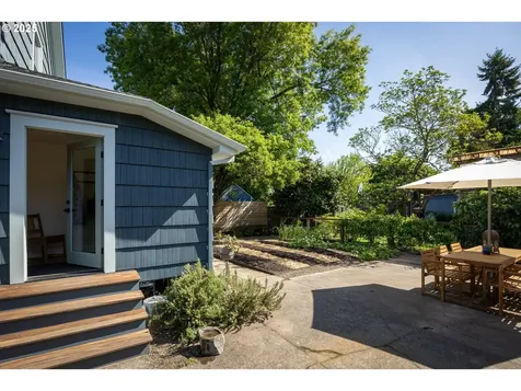 5616 N Campbell Avenue Portland OR 97217