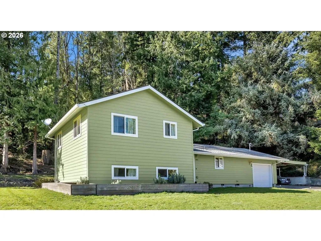 1401 Pauli Drive Kelso WA 98626