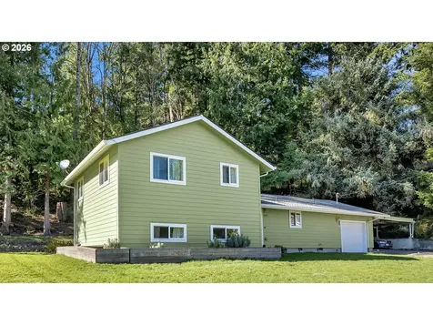 1401 Pauli Drive Kelso WA 98626