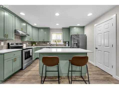 1401 Pauli Drive Kelso WA 98626