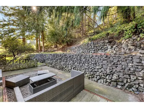 1401 Pauli Drive Kelso WA 98626