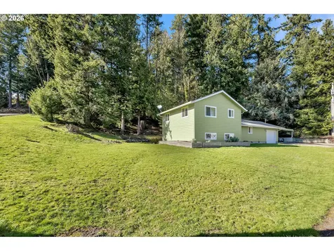 1401 Pauli Drive Kelso WA 98626