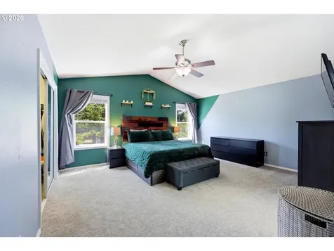 554 SW 12th Circle Troutdale OR 97060