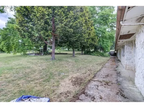 29882 S Hult Road Colton OR 97017