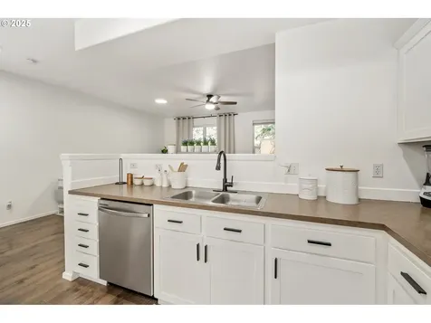 13148 SW Raptor Place Portland OR 97223