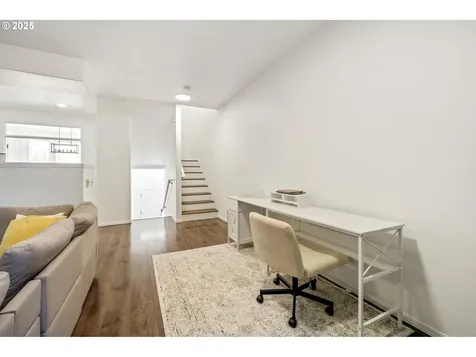 13148 SW Raptor Place Portland OR 97223