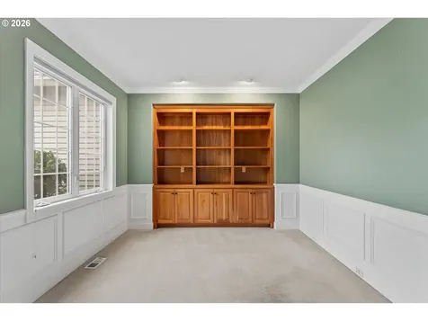 9137 NW Mckenna Drive Portland OR 97229