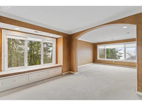 9137 NW Mckenna Drive Portland OR 97229
