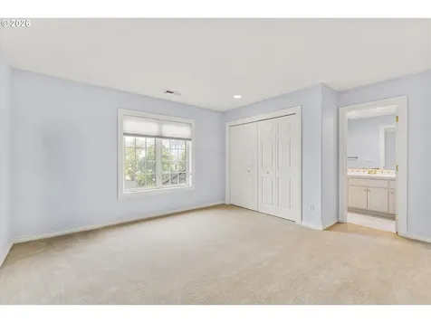 9137 NW Mckenna Drive Portland OR 97229