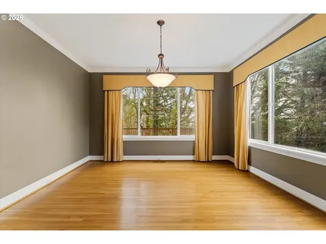 9137 NW Mckenna Drive Portland OR 97229