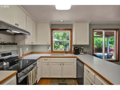 3925 Munsel Creek Drive Florence OR 97439