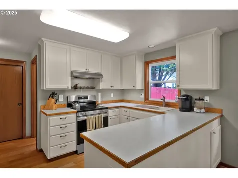 3925 Munsel Creek Drive Florence OR 97439