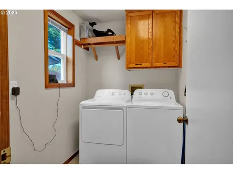 3925 Munsel Creek Drive Florence OR 97439