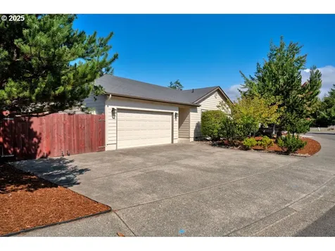 3925 Munsel Creek Drive Florence OR 97439