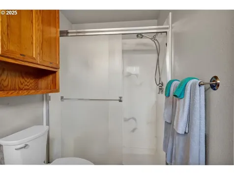 3925 Munsel Creek Drive Florence OR 97439