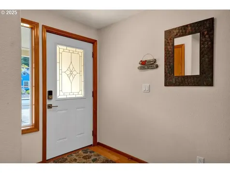 3925 Munsel Creek Drive Florence OR 97439