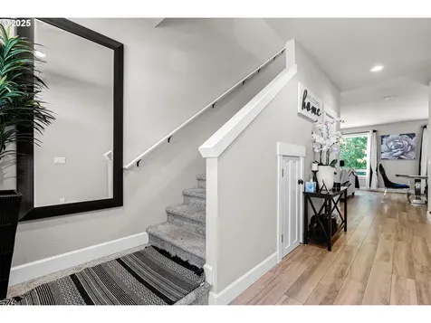 1066 NE Regan Hill Loop Estacada OR 97023