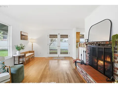 14651 SE Hawthorne Court Portland OR 97233