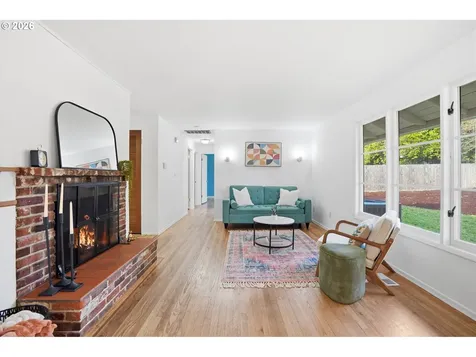 14651 SE Hawthorne Court Portland OR 97233