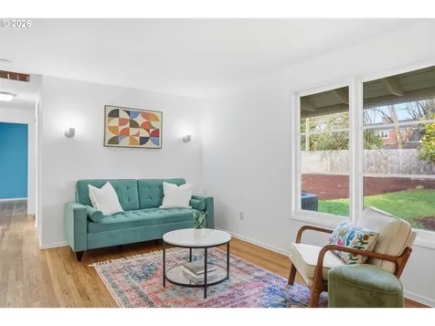 14651 SE Hawthorne Court Portland OR 97233