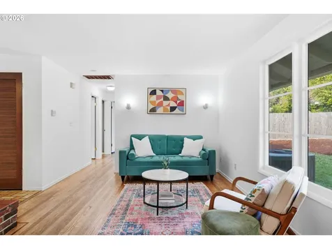 14651 SE Hawthorne Court Portland OR 97233