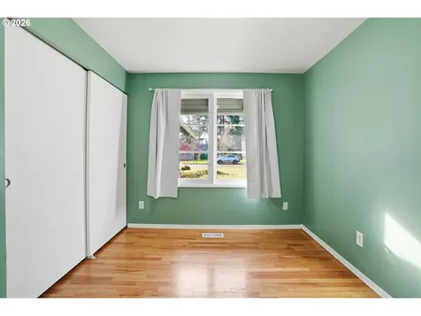 14651 SE Hawthorne Court Portland OR 97233