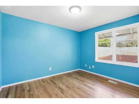 14651 SE Hawthorne Court Portland OR 97233