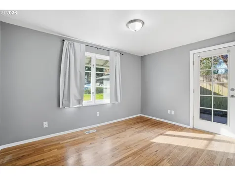 14651 SE Hawthorne Court Portland OR 97233