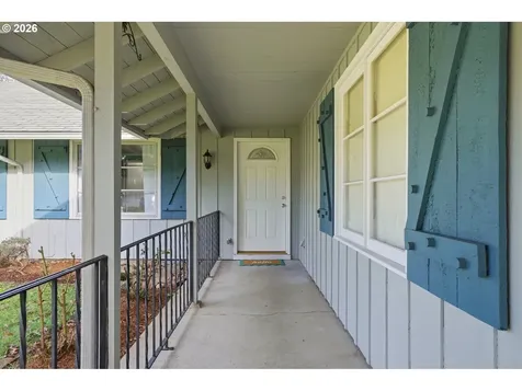 14651 SE Hawthorne Court Portland OR 97233