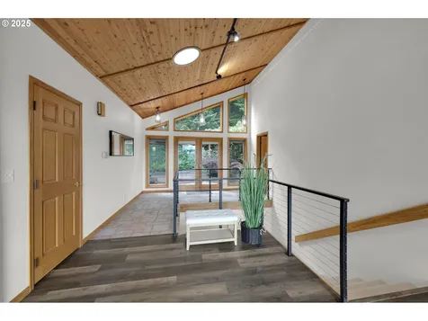 3758 Pine Canyon Drive Eugene OR 97405