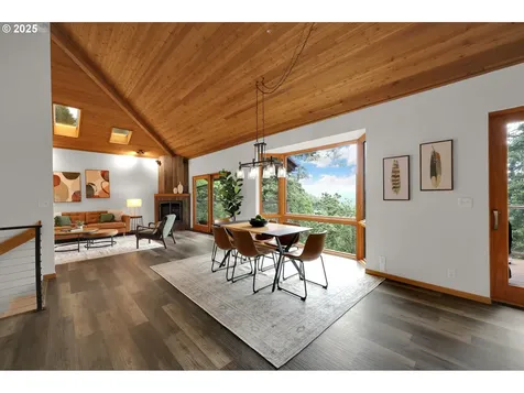 3758 Pine Canyon Drive Eugene OR 97405