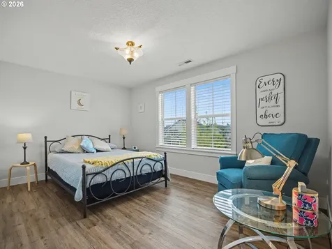 38005 Juniper Street Sandy OR 97055