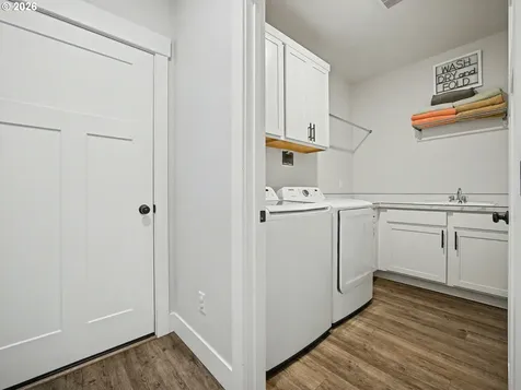 38005 Juniper Street Sandy OR 97055