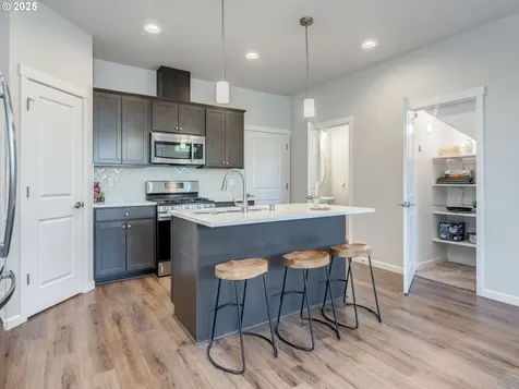 509 NE 72nd Street Vancouver WA 98665