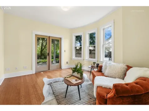 2304 17th Avenue Forest Grove OR 97116