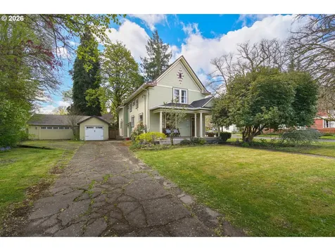 2304 17th Avenue Forest Grove OR 97116