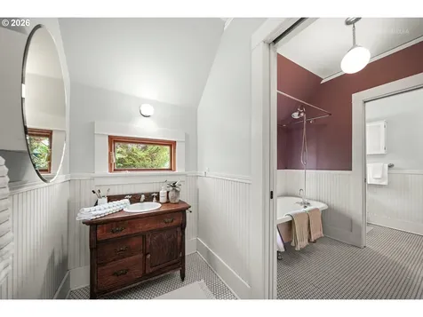 2304 17th Avenue Forest Grove OR 97116
