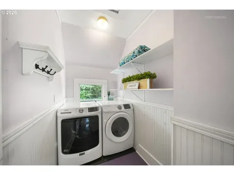 2304 17th Avenue Forest Grove OR 97116