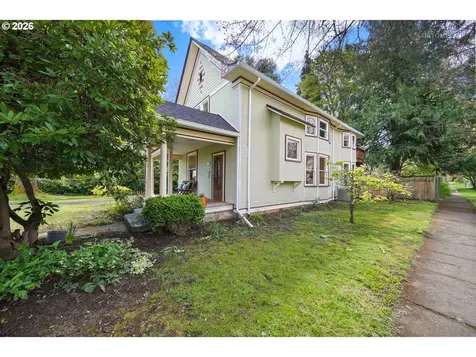 2304 17th Avenue Forest Grove OR 97116
