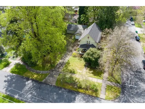 2304 17th Avenue Forest Grove OR 97116