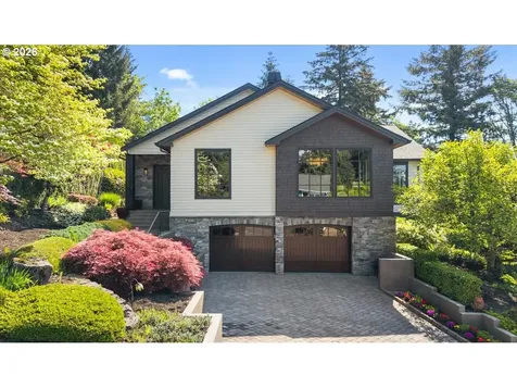 5828 SW Cheltenham Drive Portland OR 97239