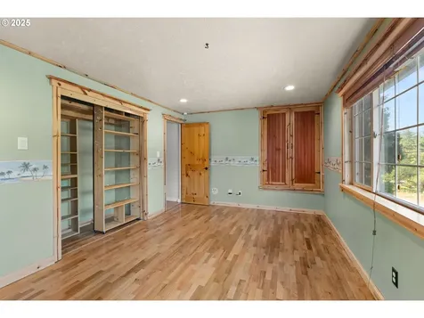 124 Alpha Drive Longview WA 98632