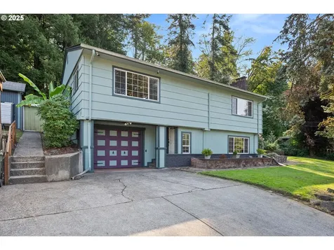 124 Alpha Drive Longview WA 98632